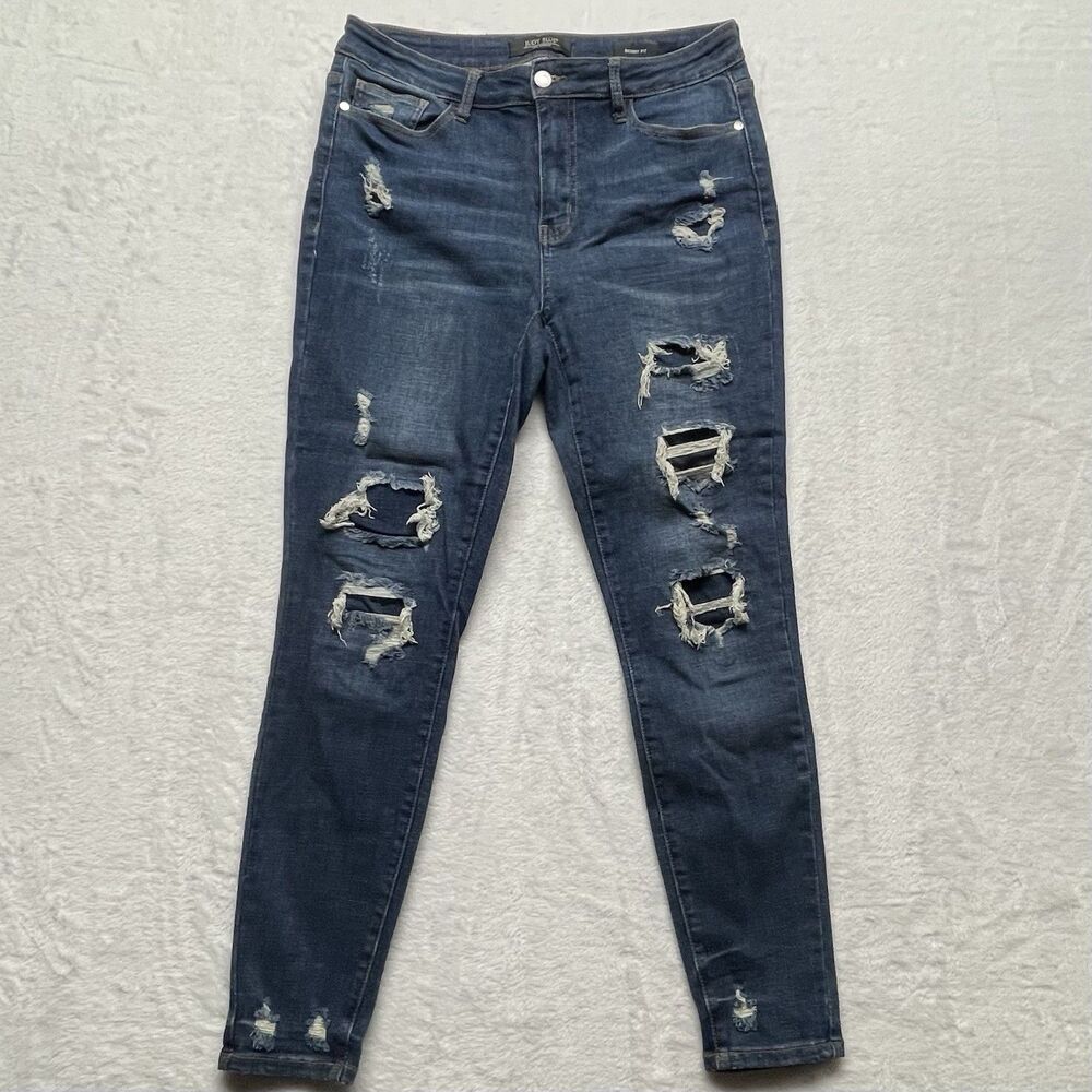 Judy Blue Reba Distressed Skinny Jeans Denim Women’s Tapered JB8864 Sz 11/30
